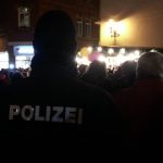 Polizei Demo Symbol TNetzbandt thib24