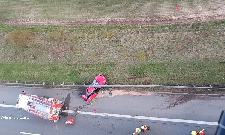 A4 bei Jena: Ferrari-Fahrer stirbt bei Unfall