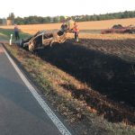 lpi-gth-vw-golf-brennt-nach-verkehrsunfall-vollstaendig-aus