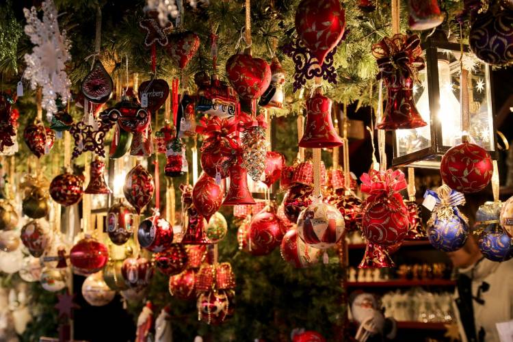 Leuchtenburg: Weihnachtsmarkt der Wünsche im Dezember