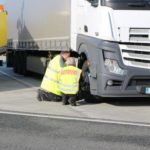 an der Kontrollstelle-Schwerverkehr