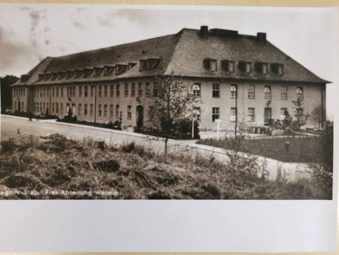 Weimar: Dachstuhl der ehemaligen Kaserne brennt aus – Zeugen gesucht