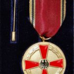 800px-Bundes-Verdienstmedaille