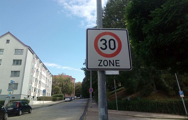 Ilmenau: neue Tempo-30-Zone in der Stadt