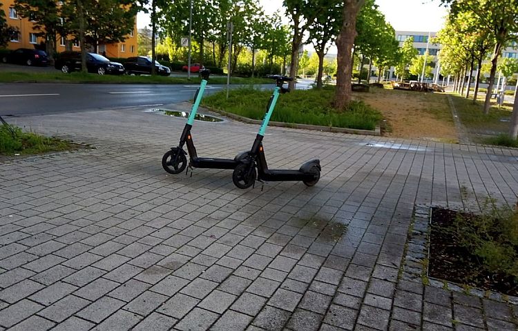 Polizei Jena mit Sicherheitshinweisen zur E-Scooter Nutzung
