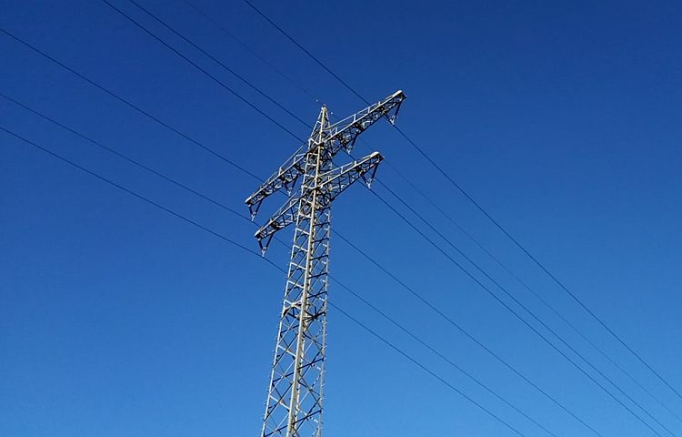 Thüringen: Stromerzeuger speisen weniger Strom in das Versorgungsnetz
