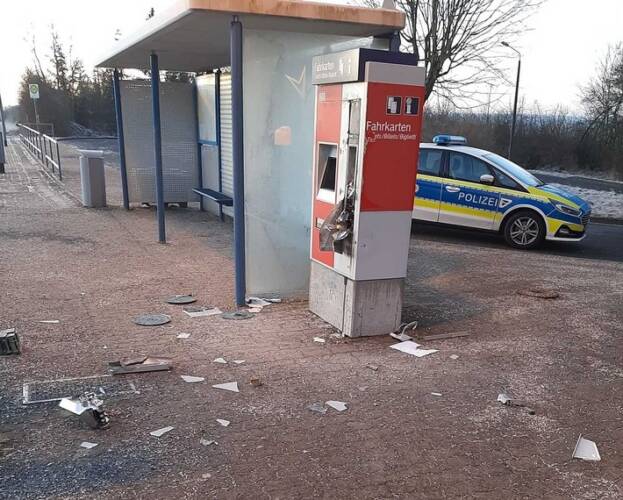 Silberhausen: Keine Beute, aber Fahrkarten-Automat zerstört