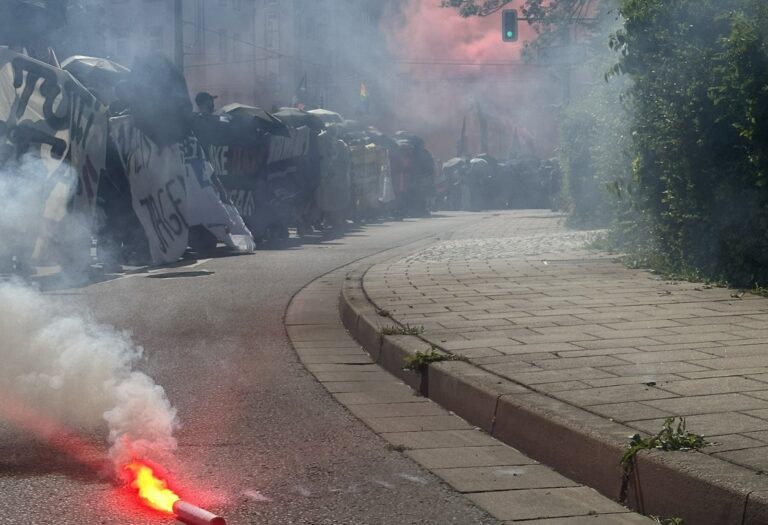 Jena: 6.000 Teilnehmer bei „Freiheit für alle Antifaschisten“ Demonstration