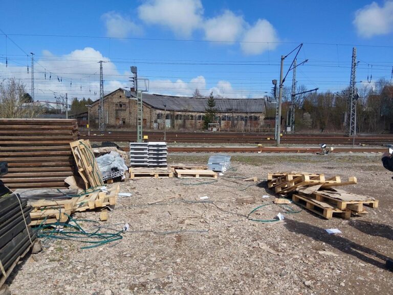 Zeugenaufruf: Schwerer Diebstahl an Bahnbaustelle in Leinefelde